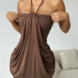 Čokoládově Hnědé Mini Šaty Závazováním U Krku Drapované
