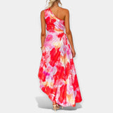 Letní Šaty S Asymetrickým Střihem A Plisovanou Texturou