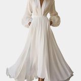 Klasické Bílé Maxi Šaty S Balónovými Rukávy Hluboký V Dekolt