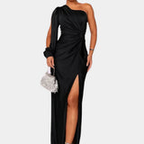 Dlouhé Elegantní Šaty S Jednoramenným Asymetrickým Výstřihem