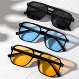 Anna - Stylové čtverhranné brýle s moderním geometrickým designem a elegantními detaily pro urbaní vzhled, ideální pro ženy