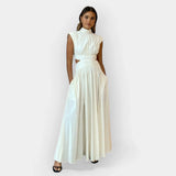 Stylové Šaty S Výřezy Pro Elegantní Večer A Nadčasný Vzhled