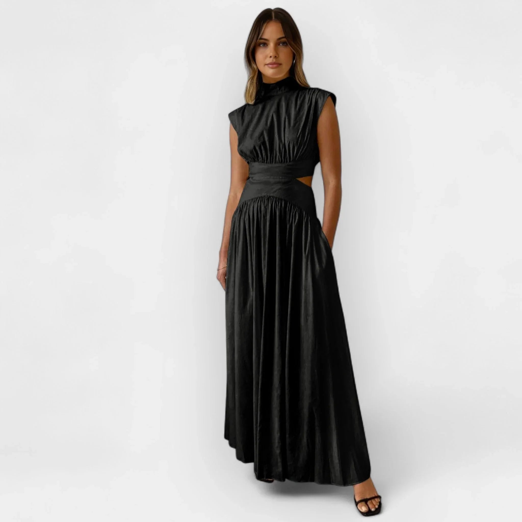 Stylové Šaty S Výřezy Pro Elegantní Večer A Nadčasný Vzhled