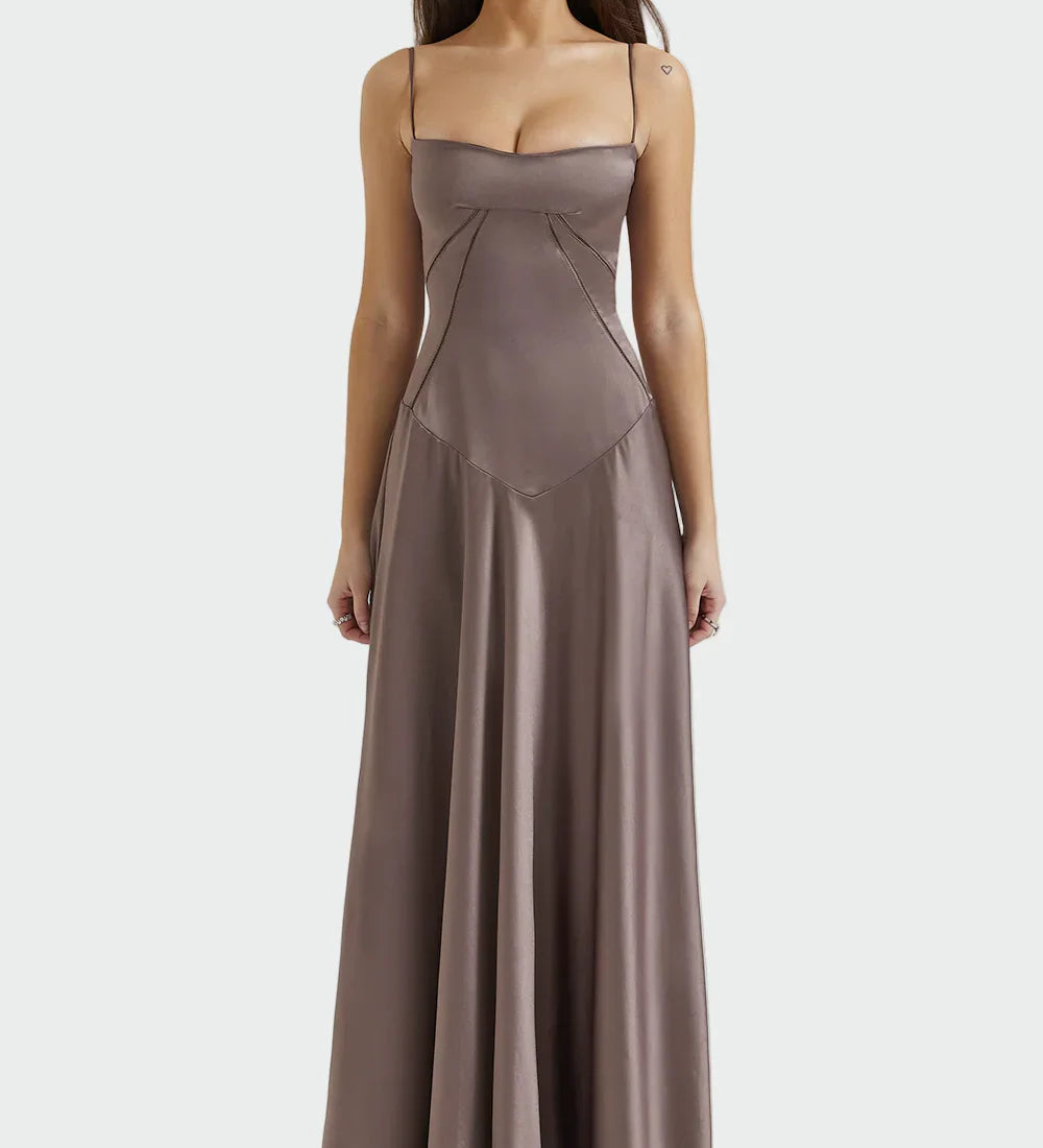 Saténové Maxi Šaty s Tenkými Ramínky pro Příležitosti