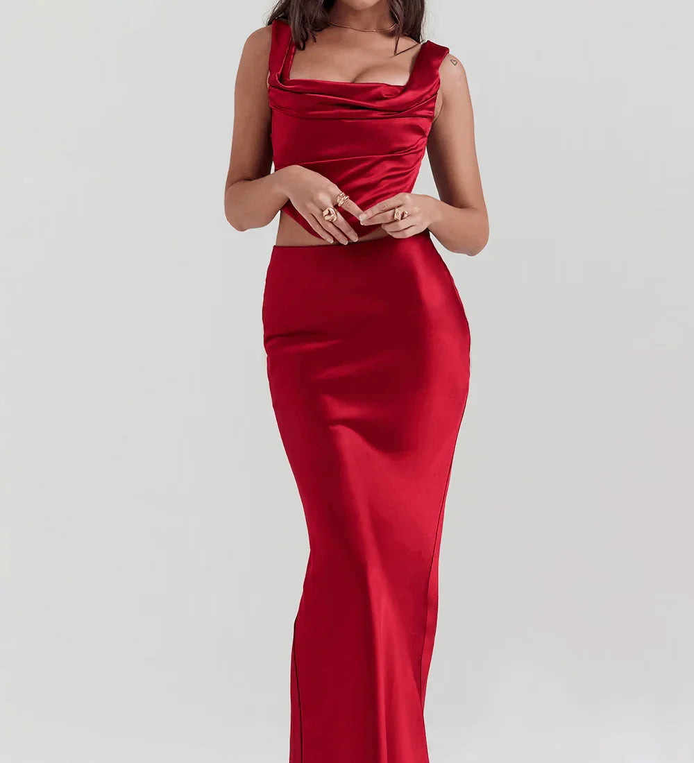 Ivelle Šaty Se Výrazným Střihem A Rozparekem Na Večer