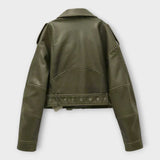 Moderní Krátká Kožená Bunda s Páskem a Vytříbenou Estetikou