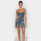 Mini Elegantní Šaty S Výrazným Stylem Pro Váš Den Stylově