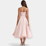 Midi Šaty S Tylovou Sukní A Stylový Výraz Na Příležitosti