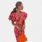 Okouzlující Šaty s Volány a Lesklým Saténem Večerní Párty